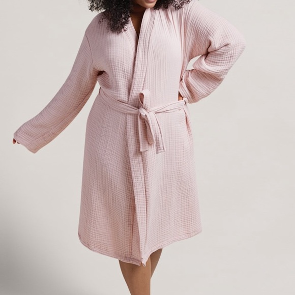 Parachute Pink Waffle Robe - Picture 3 of 5